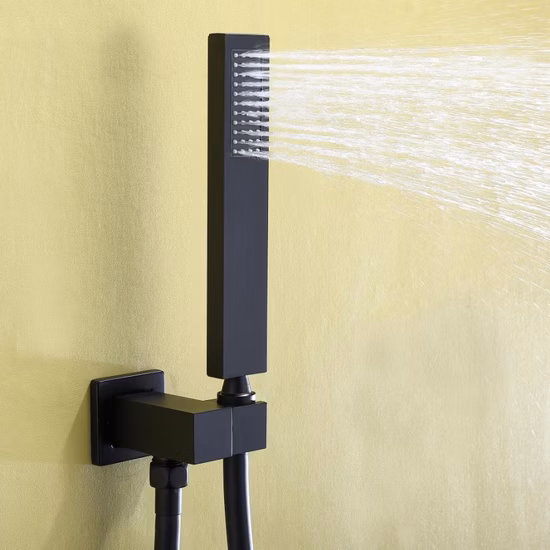 Neue Design-Regen- und Wasserfall-Duschköpfe mit Handbrause